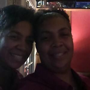 Meet your Posher, Carol